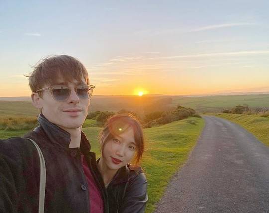 ▲ 영국남자 조쉬(왼쪽)와 아내 국가비. 출처| 조쉬 인스타그램