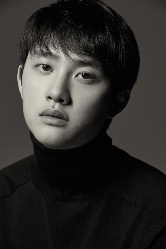 Singer and Actor D.O. took out an intense look through the picture.The Film Promotion Committee released a picture of D.O., which participated in the Qorianka Kilcher Actors 200 (KOREAN ACTORS 200) campaign, which introduces 200 actors representing the present and future of Korean films to the world film industry.The Qorianka Kilcher Actors 200 campaign has selected 200 Actor in consideration of whether they have appeared in Korean film box office, whether they won the film festival, their contribution to independent films, and their participation in global projects over the past decade.We are preparing for continuous overseas promotion by releasing pictorials and videos through KoBiz, a platform for overseas expansion of Korean films, and publishing a book THE ACTOR IS PRESENT to plan a global exhibition.In the meantime, D.O. has won the Blue Dragon Film Award for Best New Actor, Directors Cut Awards, and the New Actor of the Year for his films such as Cart, Genuine, Room 7, Brother, God, and Swing Kids.It has been recognized for its outstanding performance on a wide spectrum and has solidified its presence as an actor.In particular, D.O. confirmed his appearance with Actor Seol Kyung-gu in Kim Yong-hwas next film The Moon as soon as he was out of the country.The film tells the story of a man left alone in space in an unexpected accident.Meanwhile, D.O. was also cast in the film Unspeakable Secret (director Seo Yu-min).Film Promotion Committee, SM Entertainment