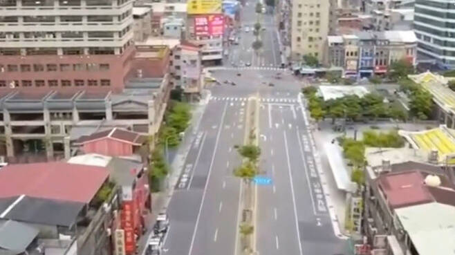 타이베이 룽산사(용산사) 부근 거리. 시민들이 외출을 자제해 거리가 한산하다. (출처=웨이보)