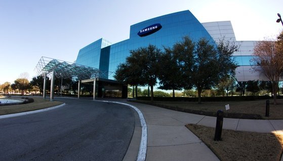 삼성전자가 미국 텍사스주에 운영 중인 삼성 오스틴 반도체공장. 고용 인력은 3000여 명이며, 지난해 상반기에 2조1400억원대 매출을 기록했다. [사진 삼성전자]