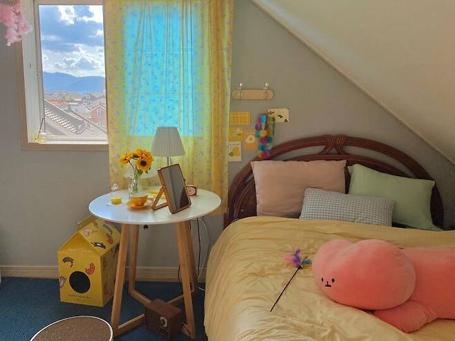 출처: 집꾸미기에서 <침대 공간> 아이템 정보 알아보기 (▲이미지 클릭!)