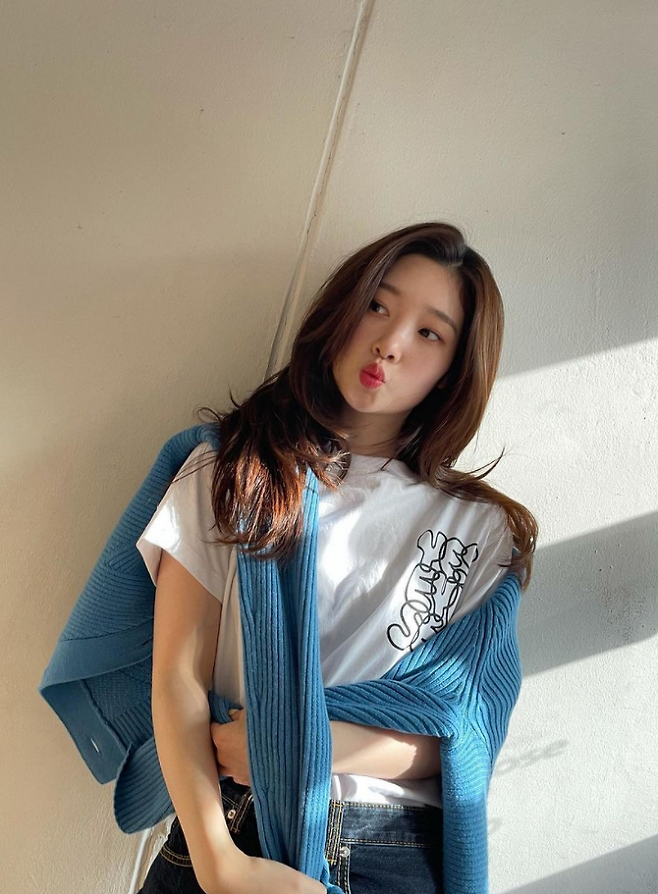 출처: 정채연 인스타그램