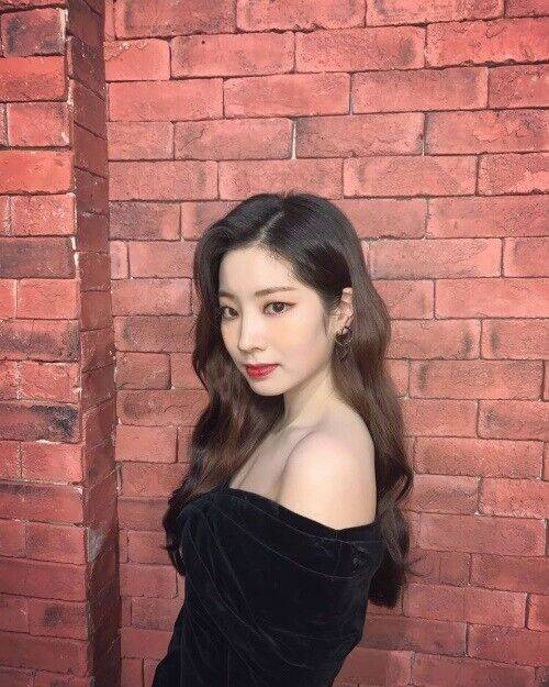 출처: 트와이스 공식 인스타그램