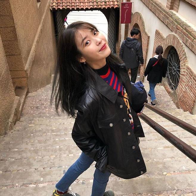 출처: 아이유 인스타그램