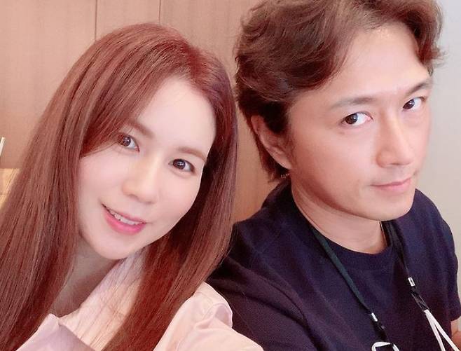 Actor Jin Tae-hyun and Park Si-eun Couple are confessions of the second Legacy heart, and the netizens Cheering is pouring.Actor Jin Tae-hyun said on his instagram on May 25, Another opportunity that came straight to our couple in March made us realize that life is alive, that the preciousness of life and all life are great.Our precious opportunity, which no one can know, has disappeared again due to the stop of heartbeat.With two pains in five months, we both stopped everything for a while with the feelings of loss and despair. But he is grateful that he and us who give him a chance to continue naturally at the age of 40, and we can have hope. We both cried loudly and laughed again as usual in the future. I said Happy Endings is not fun.But every birth of life should be Happy Endings. Consolate everything. To my wife. Congratulations. All of your mothers. Fighting.I love you, Park Si-eun, she said.Park Si-eun wrote on his Instagram account the following day, 26: I stopped for a while, my mind didnt move at my disposal.I thought it would be okay because I had a second experience, but I did not. I was grateful for the article my husband posted, but I was tearful again in the Consolation of many people who left it there.Thank you for that.I did not answer the messages that I sent away from them, but I wanted to say that they received all the sincere stories well, thank you, and have become a big consolation.Park Si-eun said, Ill get up and get up and there are many people who have been through the same thing. I also Cheering. Come on.We will live with the love and consolation and Cheering that we sent to Couple, and we will also spill to someone. Jin Tae-hyun, Park Si-eun Couple succeeded in pregnancy in November last year after seven years of marriage, but was diagnosed with mooring in a month.After that, he succeeded in pregnancy once again in March, but he announced the unfortunate Legacy news.As the news came out, the netizens are looking for Jin Tae-hyun, Park Si-eun Couple Instagram and leaving Consolation and Cheering comments.The hot support for these couples is also thanks to the good detective family life that the two have shown.Jin Tae-hyun, Park Si-eun Couple have been home to unwavering love and respect after marriage in 2015.In particular, in 2019, she is also taking the lead in breaking the prejudice of adoptive families by adopting her daughter.Jin Tae-hyun, Park Si-eun, who has been actively communicating with SNS and has been constantly releasing the smooth family.Because of this appearance, many people can be truly saddened by the pain of Couple.Legacy is a pain that can not be said to someone, and it can be a wound that you want to hide.Jin Tae-hyun, Park Si-eun Couple will have been a lot of consolation for those who have suffered the same pain by confessions of two Legacy facts.The way they share the joy of their families, and the wounds are shared and shared. Maybe this is why they feel special authenticity.Jin Tae-hyun, Park Si-eun Couple, who is making the Good Detective family with respect and love for each other.I hope that the couple can be harder by overcoming the wounds of the present, and I hope that the blessings that the two of them desperately make are not too slow.