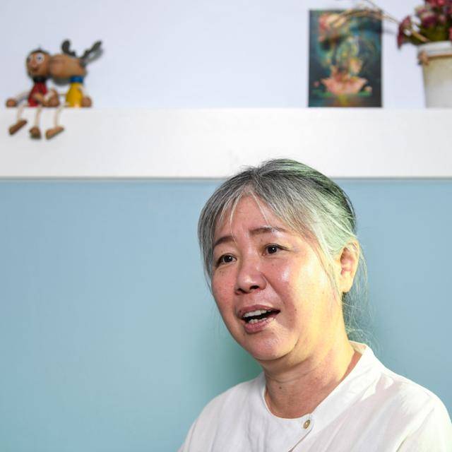 그는 간호대학 시절 첫 실습을 산부인과 병동으로 나갔다고 한다. 그때 분만실에서 엄마 몸을 빠져나오는 아기의 까만 머리가 아직도 생생하다. 그를 조산사로 만든 순간일지 모른다. 이한호 기자