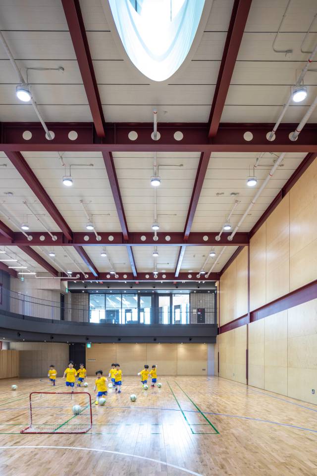 다니엘학교 체육관 내부/사진 제공=김재경 사진작가