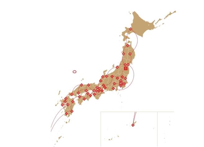 (도쿄=연합뉴스) 보일락말락 한 정도의 작은 점(왼쪽 붉은색 원 부분)으로 독도가 표시된 도쿄올림픽 홈페이지상의 성화 봉송로 지도. 이 점은 스마트폰으로 확대해 보면 확인할 수 있지만, PC로는 알아채기 어려울 정도로 작다.
