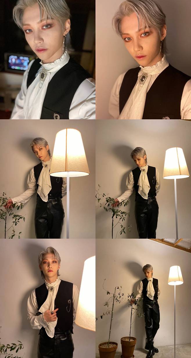 On the afternoon of the 19th, Felix posted several photos on the Stray Kids official SNS with the article Antibes.Felix in the public photo is staring at the camera in a stage costume, giving a point with a gray iris lens on his silver-colored head, reminiscent of a vampire.Felix, who stared at the camera with a chic expression and made the netizens s heartbeat, gave a second heartbeat by giving a lovely full of glossy charm.Meanwhile, Felixs group Stray Kids won the Mnet contest program Kingdom: Legendary War.