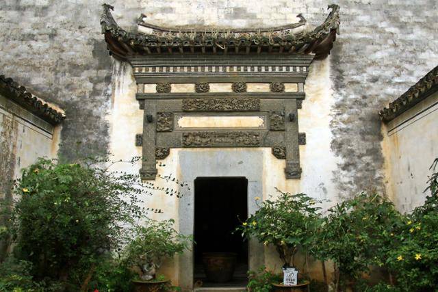 노촌 지성당의 수화문. ⓒ최종명