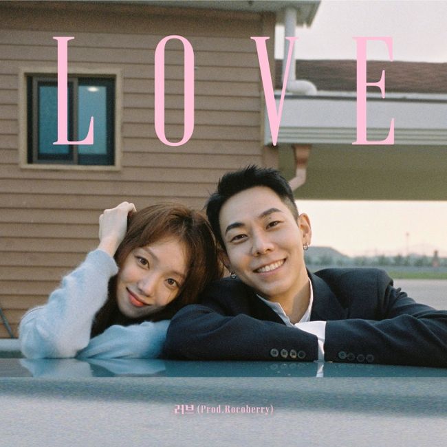 The sweet duet by actor Lee Sung-kyung and Rapper Loco finally takes off the veil.Dingo Music will unveil soundtrack and music video of Lee Sung-kyung and Locos duet Love (LOVE) through various soundtrack sites at 6 p.m. today (4th).Lee Sung-kyung and Loco united as the first protagonists of the duet soundtrack series, which Locoberry makes.The two were an unusual combination of Actress and Rapper, and the meeting of entertainment industry leaders received the attention of music fans before the soundtrack release.Love (LOVE) is a popular song of love that suits summer, which is popular with Reels music these days.Starting with the cicada intro that can be heard in the walk with the lover in the summer night, the sound and pleasant melody meet with Locos lyrics and Lee Sung-kyungs soft voice and convey the sweet excitement.Lee Sung-kyung and Loco will also appear in the dingo music Long Love Live!, and will release the new song Love Live!, which will be the first to release the song Love Live!Dingo Music is Dingos representative music channel, and it has been fully supported by music fans by showing various contents such as vertical Love Live!, dew Love Live!, Killing Voice, and music Love Live!Meanwhile, soundtrack and music video of Lee Sung-kyung and Locos duet Love (LOVE) and vertical Love Live! can be seen today at 6 p.m. on various soundtrack sites and on the official YouTube channel of Dingo Music.dingo music