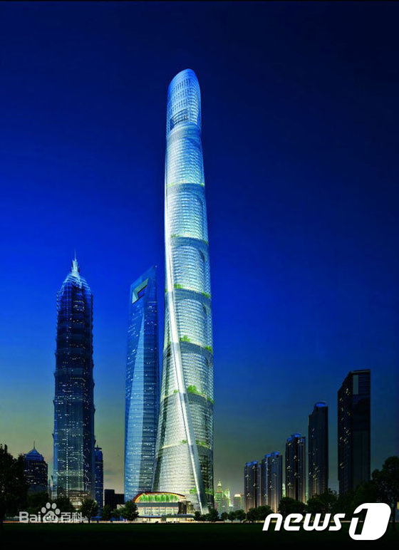 중국내 최고 높은 건물인 상하이 타워의 조감도. 높이 632m, 128층짜리 건축물로 세계 10대 마천루 중 하나로 꼽힌다. (사진출처 = 바이두)©뉴스1