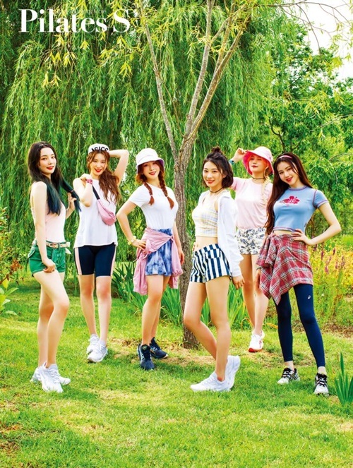 Girl group Rocket Punch has graced the magazine cover with a healthy beauty.On the 8th, Wellness magazine Pilates S released a picture of Rocket Punch, which was covered in July.Rocket Punch in the public picture showed a different charm with a refreshing energy and fresh visuals wearing colorful costumes in green grass and trees.In an interview that followed the filming, Leader Yeon-hee said, I couldnt believe that the first single title song Ringing, which was recently released, ranked 17th on the World Digital Song Sales chart in June, the third week of Billboard.I was really grateful that there are so many overseas fans who like us so far. Jury, who has experience in Japan activities on August 4th, said, I am delighted and excited to be able to challenge another challenge as a member and a Rocket Punch.Especially, I have experience of idol activities in Japan, so I am more excited. Fortunately, when we released our first single Ring Ring in May, we were able to hold a showcase against 99 fans, Suyun said, asking how he confirmed the fans love after Corona. We did not hear the shouts of fans because of the anti-virus rules, but the affectionate eyes and cheering sticks that we see are so moving that we should work harder in the future. It was a chance to make a commitment, he said, expressing his unusual affection for fans.