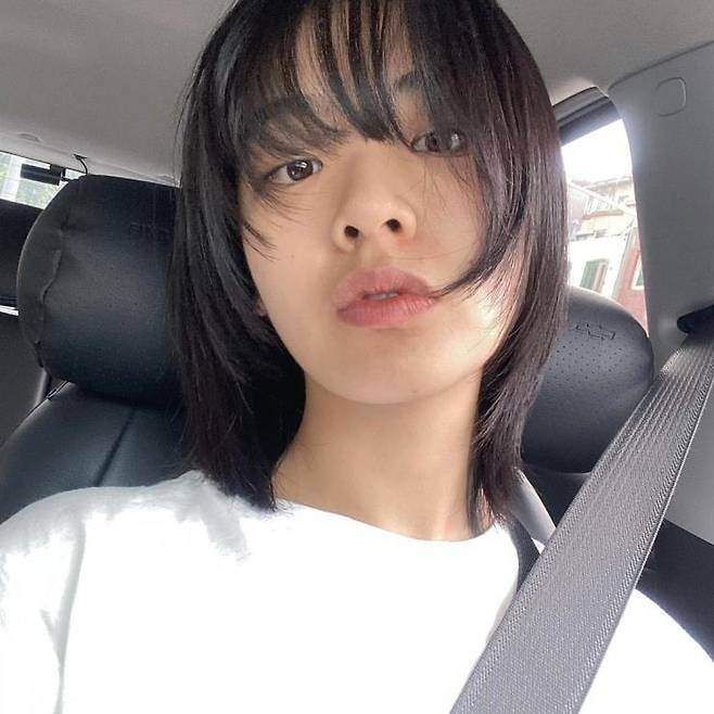 이주영 @i_icaruswalks 인스타그램