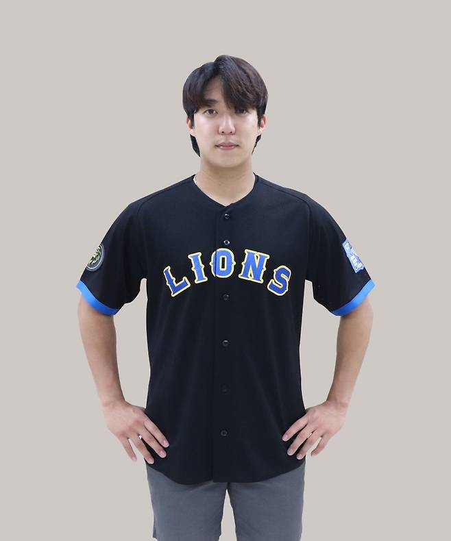 ▲ 유니폼을 입은 원태인. ⓒ 삼성 라이온즈