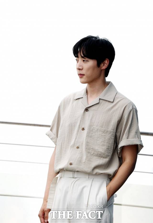 배우 신현수는 "최근 종영한 MBN 드라마 '보쌈'에선 평소 연기 루틴과 다르게 임했다"고 밝혔다. /이선화 기자