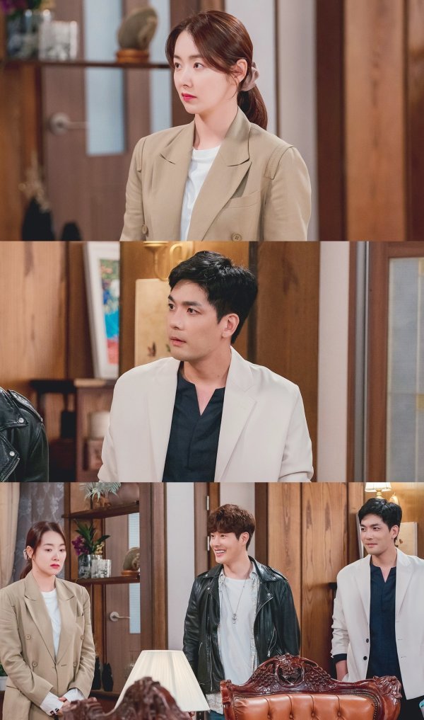 In the 10th KBS 2TV evening drama Red Guddu (directed by Park Ki-hyun / Hwang Soon-young), which airs at 7:50 pm on the 19th (Today), So Yi-hye (played by Kim Gemma), Park Yoon-jae (played by Yoon Ki-seok), and Sin Jin Jin-yoon (played by Yun hyun-seok) brothers are inevitably reunited I do.Kim Jemma (So Yi-hyun), who had previously suffered from a private lender, is deeply in despair when he is even threatened with giving up his body.Choi Sook-ja, whose health deteriorated, is no longer able to survive with dialysis, and Kim Gemma became her adopted daughter by transplanting her kidney to Choi Sook-ja at the request of Park Yoon-jae.Also, the first face-to-face between Yun hun-seok (Sin Jin-yoon) and Kim Gemma, who returned from overseas trips, is unfolding, and their relationship gradually reveals its outline.Kim Gemma and Yoon Ki-seok in the steel, which was released on the 19th (Today), create an unusual atmosphere with a serious expression.Kim Gemma expresses his charisma and soft charisma, and expresses his opinion with clear eyes.Yoon Ki-seok, who has a face mixed with surprise and worry, can not take his gaze off Kim Gemma, so attention is focused on what story would have come and gone.The mood changes 180 degrees with the appearance of Yun-sun-Seok for a while.Yun hun-seok has a bright smile mixed with playfulness toward Kim Gemma who met again, and Yoon Ki-seok looks at the two people with a rigid expression.However, Kim Gemma avoids the eyes of the two brothers with a difficult face, and I wonder why they are reacting differently.This time, with the advent of Yun hyun-seok, which has a pleasant charm, another relationship will be formed and we will have an exciting feeling.I also hope that Yoon Ki-seok will feel the feeling of Kim Gemma and that there will be a strange flow between the two people. The 10th KBS 2TV evening drama Red Guddu will be broadcast on the 19th (Today) at 7:50 pm.Photo Offering: OHS Story