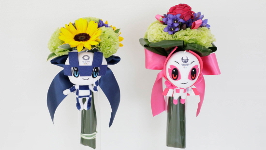 후쿠시마산 꽃다발 - 도쿄올림픽 조직위 홈페이지