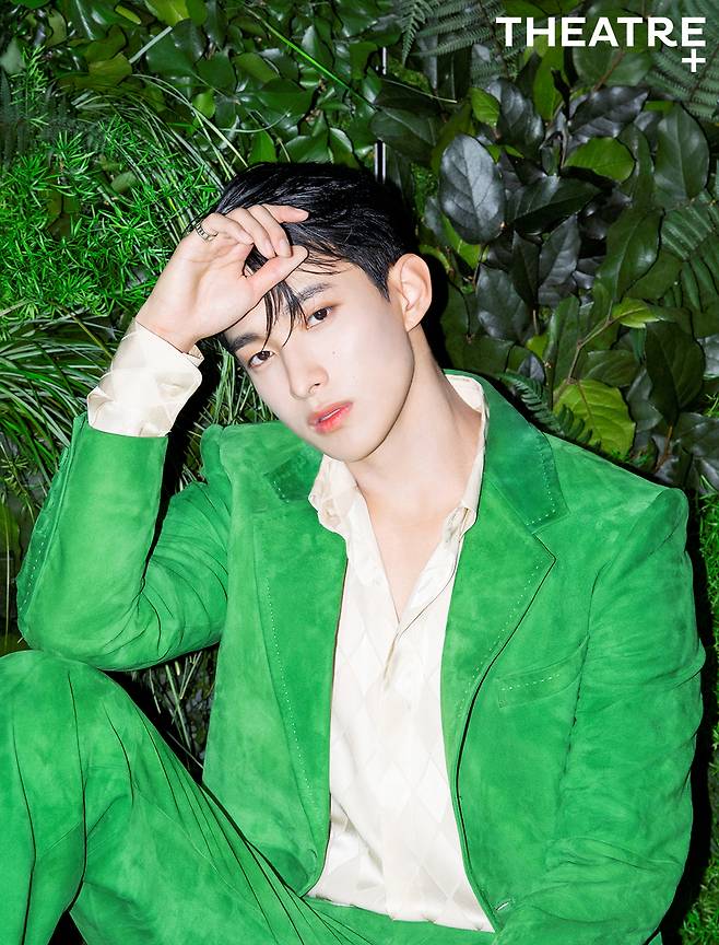 Seventeen DK, who confirmed his appearance as the main character Arthur in musical Xcalibur, released a picture cut and interview in August with the performance culture magazine Shearter Plus on the 28th, and focused attention on the charm of the pale color.In the open picture, DK completely digested the jacket and bottom of the suede texture in his own style in front of the background reminiscent of the fresh forest, overwhelmed his gaze with charismatic eyes, and melted the image of Arthur in the play at once.DK made the viewers smile with a playful look and pose, while matching a red color cardigan with a white T-shirt and pants to capture a sporty mood and exude another reversal charm.I was so thrilled, happy and happy when I heard that I could participate again, DK said in a pictorial interview, asking how he felt about participating in the reenactment following the musical Xcalibur premiere. The first thought I heard about (casting) was that I wanted to show Arthur, which grew more than I did two years ago.
