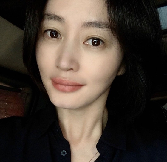 Kim Hye-soo posted a picture on his instagram on the 29th.Kim Hye-soos neat beautiful looks stand out in the public photos: Beautiful looks, which shine without decorating, overshadow her age, which is in her 50s.Preservatives beautiful look.Fans who encountered the photos showed various reactions such as Still Beautiful looks and Pretty.In addition, the reactions of fellow entertainers were also hot: Lee Mi-Do said, Also, its not beautiful look in the world. The troubled poems were Simkung, and Moon Jung-hee said, The explosion of innocence.Fang Fang Fang, he commented.Meanwhile, Kim Hye-soo is shooting the movie Smuggling.