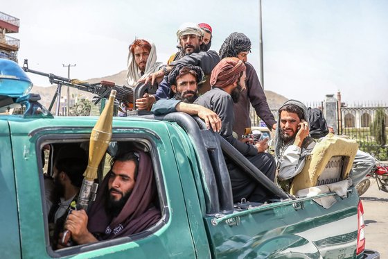 아프가니스탄 수도 카불을 점령한 탈레반. EPA=연합뉴스