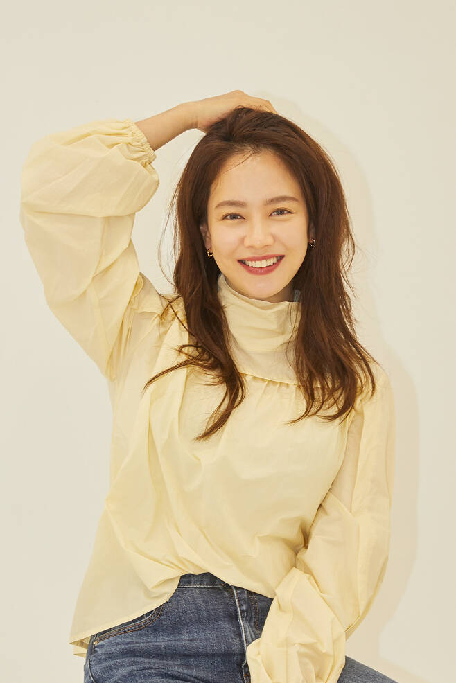 Actor Song Ji-hyo showed the top model without limit, decorating the beginning and end of witch hira properly.Song Ji-hyo met with viewers as Cho Hee-ra, the president of the whitch restaurant, which sells food that makes a persons one in the teabing original Come to the whitch restaurant (hereinafter called the whitch restaurant), which has recently been popular, and the character who had an extraordinary remady.Song Ji-hyos performance was even more brilliant as the final episode was released.Witch Restaurant is a soul-filled brutal fantasy drama created by Witch Heera, partner Jean (Nam Ji-hyun), and Alba Gilyong (Chae Jong-hyeop) with their story-filled guests at a Witch Restaurant selling a cow containing The Cost.Song Ji-hyo first expressed the witch hira itself, such as a lens that makes you feel subtle eyes, a colorful printing costume that no one can digest, and a lip color that makes you feel cold.He also showed a 180-degree change not only in visuals but also in vocal tone, eyes, and acting techniques.Although the one of the people is an ecstatic taste with The Cost, it also revealed the reversal of her own story until she became a witch that created cruelty, and she expressed the figure of human Joe Hee Ra in a close manner.Song Ji-hyo said in an interview at the witch restaurant on the afternoon of the 17th, This character was very different from what I had done before.I have to look gorgeous, so I have a lot of accessories, details of clothes, and makeup has talked to the staff a lot. The character is now divided into Heera, the past Heera and the human Heera, and I tried to go three Feelings differently.When I was a human being, I was like me, and the past was trying to show the process of being a witch.The current Heera was completely changed when there was Remady and went strong.In fact, in the past, Hee-ras head had to be changed a little, so I took it in the back, but the bishop asked me to go to Feelings, an ionic drink.But when I saw it filmed, I was so aggressive and embarrassed. (laughing) I also enjoyed my breath with Nam Ji-hyun Chae Jong-hyeop: I really envied these Friends vibrant, positive energy, which was a good Dongnation for me.So I tried harder to get along with these Friends. I tried to look like my sister. I was so funny.(M) Ji County, Shanxi, was really very similar to gin in the play: Friends with self-assertive and energy-spreading in some positive mind.The process of acting well and thinking to express something has become a study for me. (Chae) Jonghyup is clear.There would have been a lot of hard sections, but it was very good because it was a friend who laughed without such a color. So there was an enviable point: I want to go back to my youth like Ji County, Shanxi and Jonghyup.I wonder if Ill live harder if I go back to that time with everything I have now. (Laughs)In the play, Heera is also good at cooking, but the actual Song Ji-hyo is not. In fact, I clean better than cooking.Feelings, a little like a letter, are written with all their emotions, but they feel like they are not felt by the viewer.When I cook, I really care about it, but the time to eat is short, so I am a little sad. I have a lot of fantasy charm with this work, but I also miss the new Top Model. Fantasy seems fun again. I think I can do better next time.For now, I think that I want to do a family drama with the idea that I want to do a very good melody.I want to try Top Model because I am very impressed and sympathetic to such a genre these days.If you think about it, I have never talked about a colleague or a priest, so I want to talk about this rather than love between men and women. I want to have a little deep melody of romance. He also told about SBS entertainment running man who has been appearing for 11 years.Running Man is part of my life, said Song Ji-hyo, starting at thirty and now at forty.I spent my 30s with Running Man and it is more like part of my life than entertainment. It is a program that has lived one quarter of my life together. So Im going to continue going with Running Man in the future: Its good to go with you. Feelings, where part of your body is getting out without Running Man.Its so good to go like this.In Running Man, I recently made a love line with Kim Jong-kook. I am making fun of Kim Jong-kook.In the past, I felt a little uncomfortable and thought, Is this right? So it was stiff and difficult because of the idea of ​​how to deal with this.But these days, the story is richer and the situation is so much more like that that the chemistry of the members seems to be more prominent.Rather, the members are getting closer and more fun, filming more fun, I think so in the future, but not really meeting. (laughing)Yoo Jae-Suk also looked at the witch restaurant and said: They said that the members were all good together, and it seems like Brother Yoo Jae-Suk is really seeing all the content.I didnt talk much about the witch restaurant, but when I started the drama, I said, Ji Hyo, you were so scared.I havent decided on my next film yet. I want to play a little more. I like playing older.(Laughing) I had to wear tight clothes for three months, my hair should be neat with uncomfortable nails and I was doing big accessories, so I wanted to tell me, Be there.For the time being, I dont care, I eat as much as I can, I want to do it comfortably, I used to clean my house after my work, but now Im taking care of my dog.