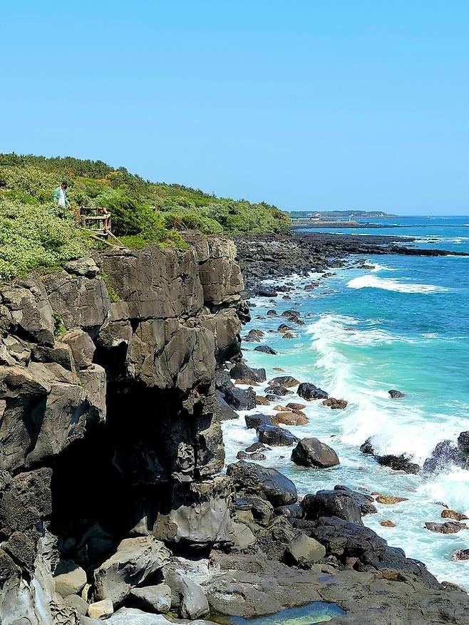 남원 큰엉해안경승지 인디언추장얼굴 바위