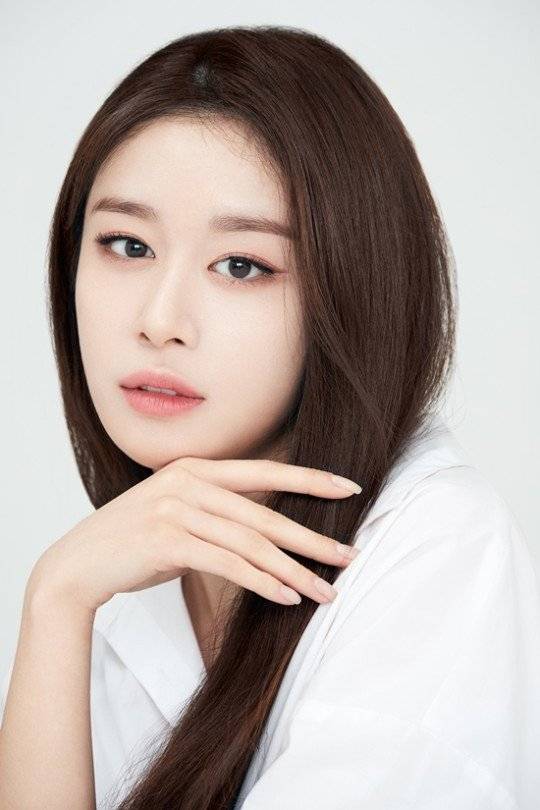 박지연