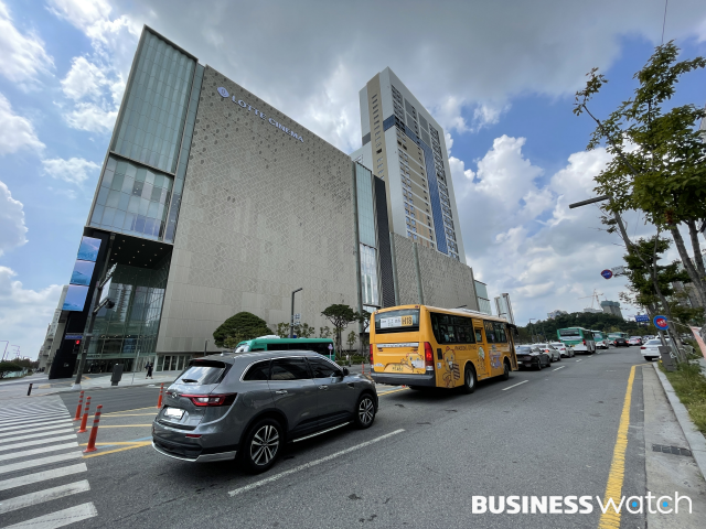 롯데백화점 동탄점이 베일을 벗었다. /사진=이현석 기자 tryon@