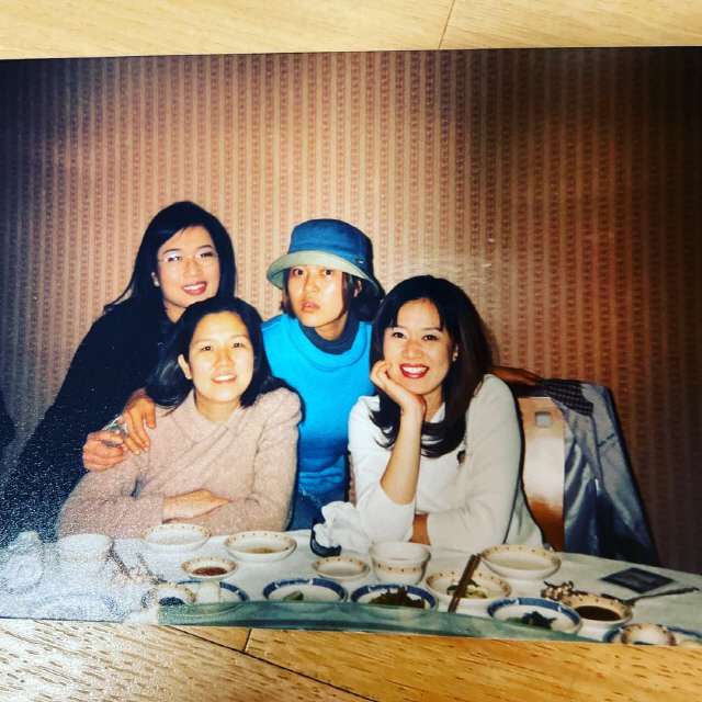 Gag Woman Jo Hye-ryun recalled 25 years ago memories with Lee Seong-Mi, Park Mi-sun.Jo Hye-ryun posted a picture on his Instagram on the 1st, saying, Pictures of memories. It seems to be 25 years ago. I was in my 30s.The photos show Lee Seong-Mi and Shin Hyung-won, Park Mi-sun and Jo Hye-ryun 25 years ago; four people who left memories after taking pictures together after meals.Lee Seong-Mi, who has a happy smile and a colorful makeup Park Mi-sun, attracts attention.Especially, 25 years ago, even though it was a picture, it was no different from now.Jo Hye-ryun, who took out the pictures of memories, expressed his affection, saying, Love Sisters are always healthy and happy. Oh! Old times ~ constant friendship.Meanwhile, Jo Hye-ryun is appearing on SBS entertainment The Beating Girls.