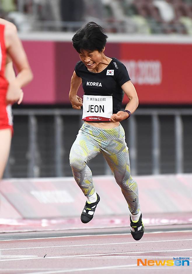 전민재, 투혼의 피니쉬