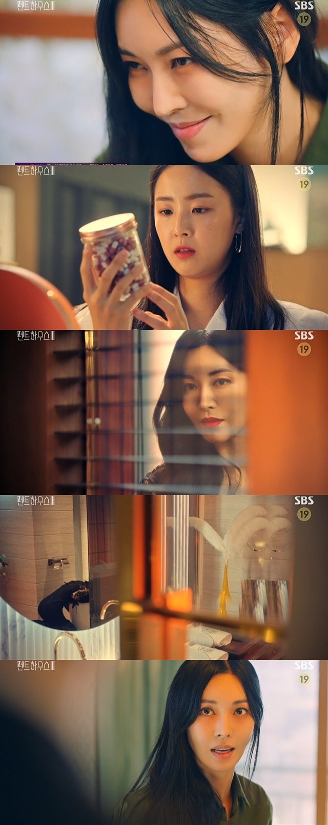 The symptoms of Kim So-yeons dementia were all Acting.In the 13th episode of SBS Friday Drama Penthouse 3 (playplayed by Kim Soon-ok, directed by Ju Dong-min), which was broadcast on September 3, the hidden secret of Chun Seo-jin (played by Kim So-yeon) was revealed.It was Chun Seo-jin who died in the last fight of Shim Soo-ryun (Lee Ji-ah) and Ju Dan-tae (Um Ki-jun) and benefited from the fishermens geography.Chun Seo-jin said, Is Logans Article 10 used in the end? He said, I finally disappeared.It was a death that suits you very much. Chun Seo-jin then met with Do secretary (Kim Do-hyun) and ordered, Shim training will be watching my every move, so I should not act suspiciously.Dovish reported to Chun Seo-jin that you do not have to take any more debts, you will not be allowed to leave the country. Chun Seo-jin said, Proceed with the abandonment process today.Is it always helping me like this? Chun Seo-jin said, Is this (Choi Ye-bin) did not notice? In front of Is this, keep your mind straight and watch your mouth.I do not know what to do with betrayal if I know that I did not take the medicine because I am sensitive. When I tried to feed myself with memory-scavenging constraints, I also revealed that I did not eat it.Chun Seo-jin noticed the intention of HAEUN star and ran to the bathroom while he went to get a picture of Has this and vomited all the wine he drank.