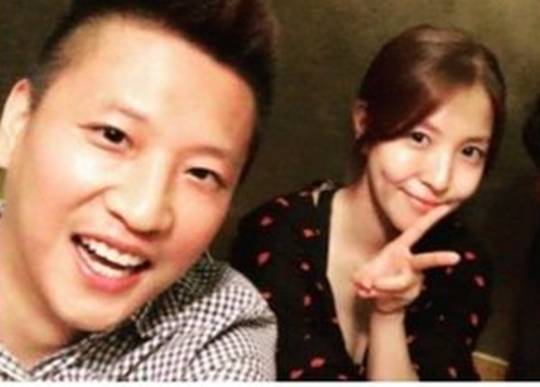 권순욱 감독과 동생 보아. 인터넷 커뮤니티 캡처