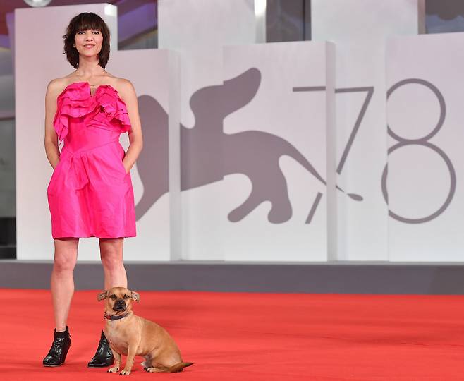 영화 '모나리자 앤드 더 블러드 문' 애나 릴리 아미푸르 감독
<저작권자(c) 연합뉴스, 무단 전재-재배포 금지>