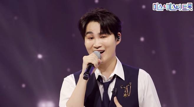 김희재 '남자는 말합니다' 10만뷰..장민호도 '감동'