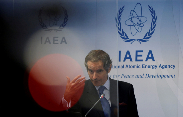 국제원자력기구(IAEA) 사무총장 라파엘 그로시가 지난 6월 오스트리아 비엔나에서 열린 IAEA 회의에 참석한 모습./로이터연합뉴스