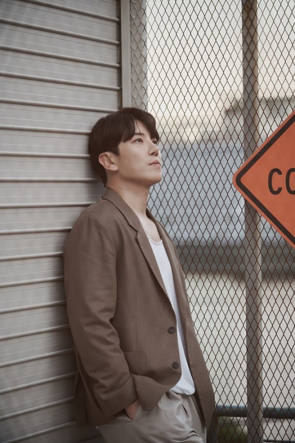 On the 13th, Kyuri Entertainment, a subsidiary company, introduced a profile that gives a mood of emotional mood while DK leans against the wall and looks thoughtful.DK uses Jacket and the beat to stimulate fanship with various styling and soft smile.The new song he will release later this month is also drawing keen curiosity. DKs comeback is only a year since the digital single Suddie in September last year.DK, who started his solo career in February 2019 with Lie, is communicating with fans through his personal YouTube channel DECEMBER DK along with his steady recording activities.