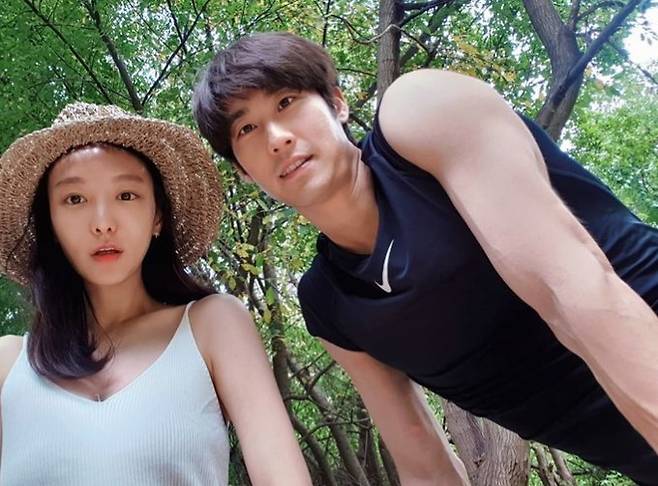 ▲ 김지철(왼쪽), 신소율. 출처| 신소율 인스타그램