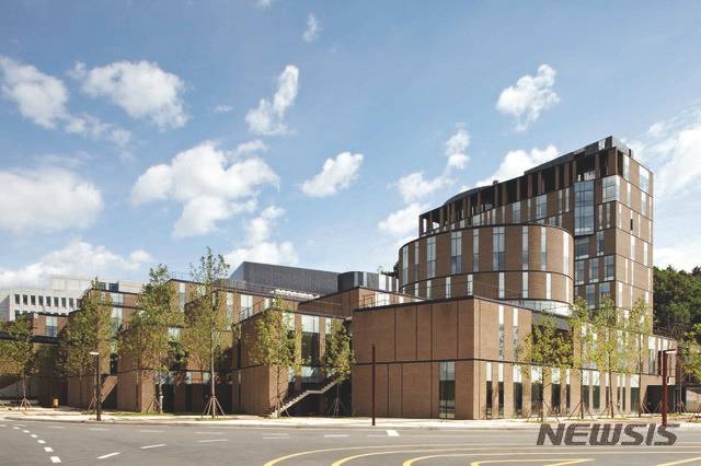 대전대 30주년 기념관