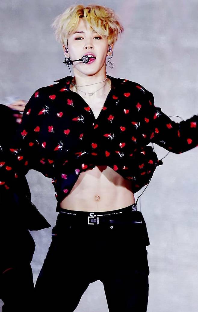 방탄소년단 지민, 남자 아이돌 워너비 '갓바디'..슬림 탄탄 'Perfect Man'