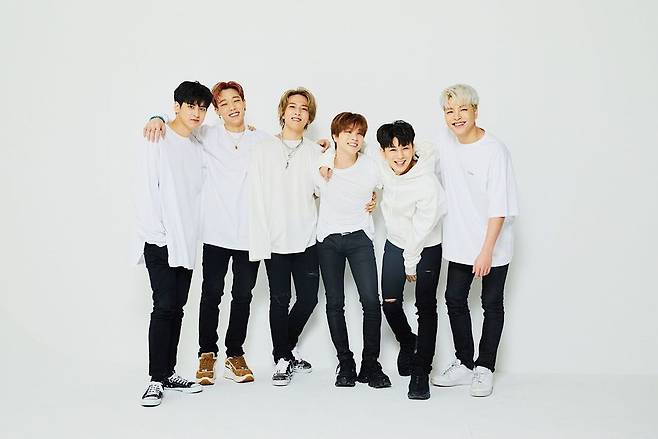 Jung Chan-woo said to his instagram on the afternoon of the 15th, The debut day seems to be the day before yesterday, but it is already the 6th anniversary of debut!I will always be an Icon who is more humble and hard to thank Iconiq!! I will continue to ask you well! The photo shows the Icon members including Jung Chan-woo and Bobby, Kim Donghyuk, Kim Jin-hwan, Song Yunhyeong and Koo Jun-hoe.The members who pose with a shoulder and a smile gather the attention of the fans.Jung Chan-woo, who was born in 1998 and is 23 years old, debuted to the entertainment industry in 2006 when he appeared as the strongest child in TVXQs Bubble music video.After debuting to Icon, I am running the YouTube channel Chanwoosal.Meanwhile, Icon (iKON), which debuted in 2015 after survival programs WIN and Mix and Match, has been loved with many hits such as Taste Sniper, Dumb and Dummer, I Loved, Im Going to Die and Breaking Way.Photo: Jung Chan-woo Instagram