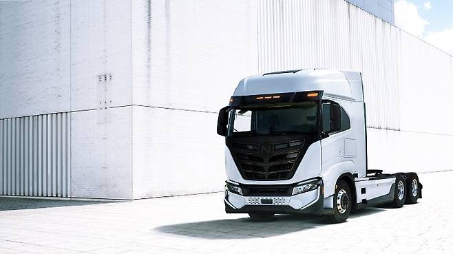 이베코와 니콜라가 배터리 전기트럭 ‘트레’(Tre)의 생산계획을 밝혔다. /사진제공=이베코