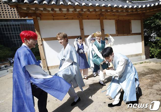 그룹 싸이퍼(Ciipher) © News1 권현진 기자