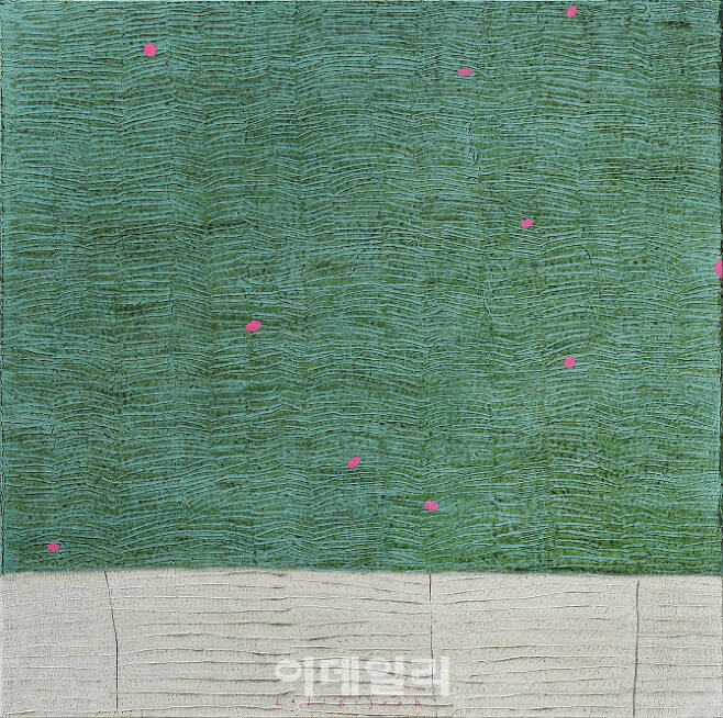 이기숙 ‘선묘풍경-4월’(Scenery of Lines-April·2021), 캔버스에 한지·흙·채색, 120×120㎝(사진=필갤러리)