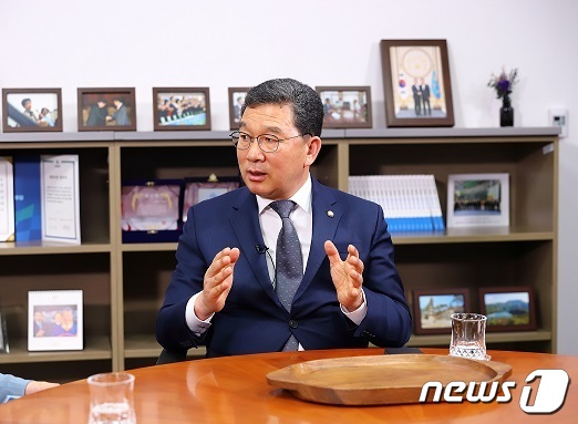 신정훈 더불어민주당 의원© 뉴스1