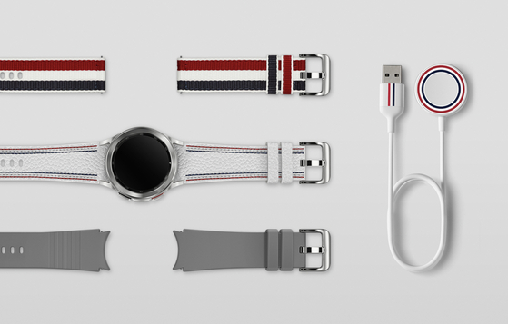 Samsung Electronics unveiled its Galaxy Watch 4 Classic Thom Browne edition on Thursday, made in collaboration with the American fashion brand. The special edition will be available in limited quantities via a lucky draw that takes place online between 9 a.m. and 6 p.m. on Sept. 29. [SAMSUNG ELECTRONICS]