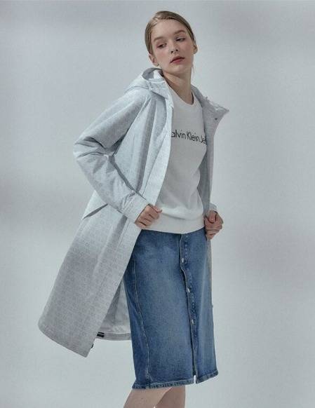 캘빈클라인퍼포먼스 여성 디파인 웨더코트(롯데홈쇼핑 홈페이지)© 뉴스1