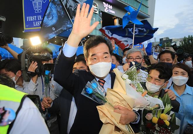 이낙연 더불어민주당 대선 경선 후보가 25일 광주·전남 경선에서 3만3848표를 얻어 47.12%의 득표율로 1위에 올랐다. /사진=뉴스1