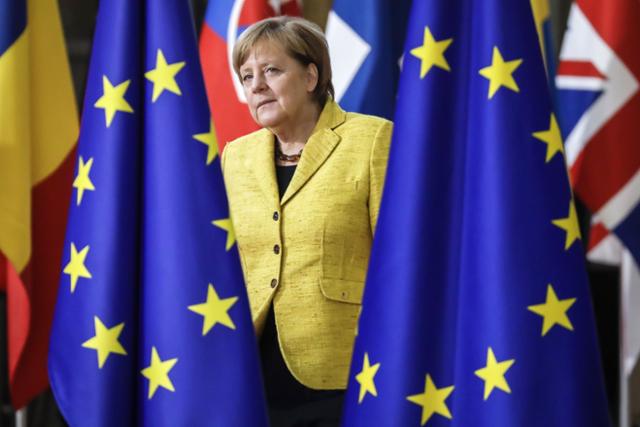 앙겔라 메르켈 독일 총리가 2017년 12월 벨기에 브뤼셀에서 열린 유럽연합(EU) 정상회의에 참석하고 있다. 브뤼셀=AFP 연합뉴스