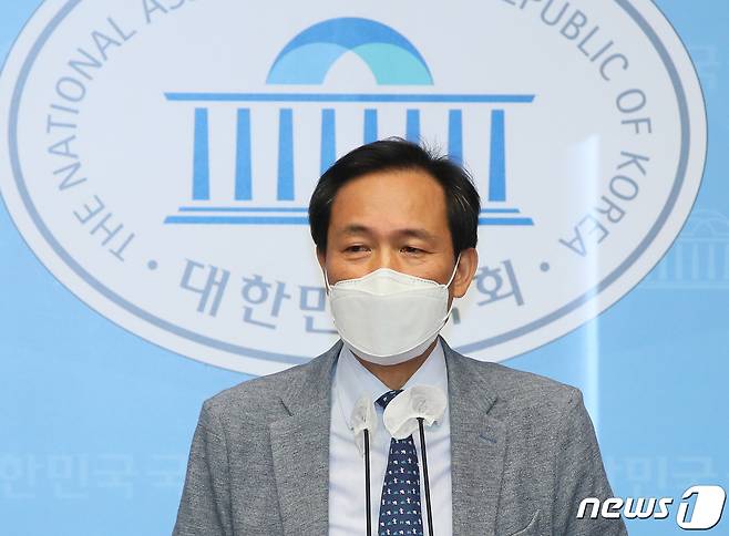 우상호 더불어민주당 의원. 2021.6.8/뉴스1 © News1 구윤성 기자